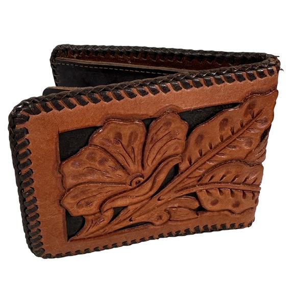 unbranded Other - Vintage tooled western Handcrafted Brown Leather Wallet 70s floral boho tan